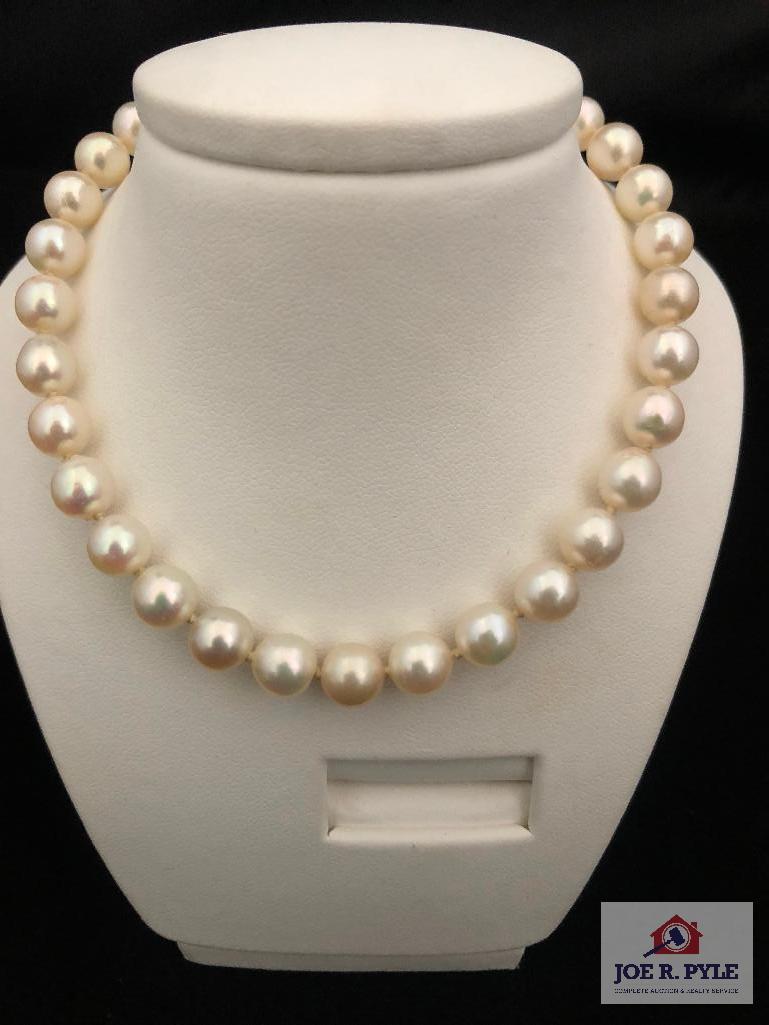 Costume Pearl Necklace