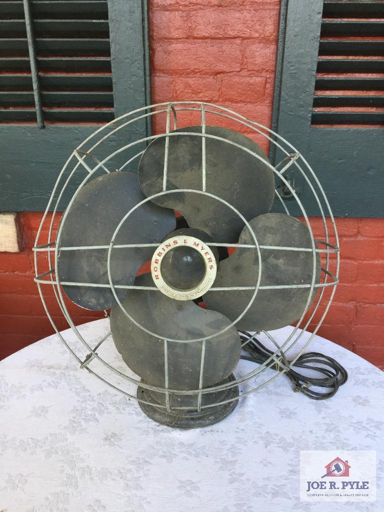 Robbins and Myers large electric table fan *tested blades turn*