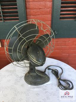 Robbins and Myers large electric table fan *tested blades turn*