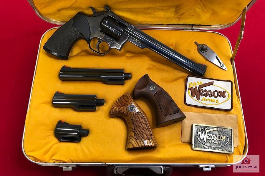 Dan Wesson Firearms 15-2 Pistol Pack .357 Mag | SN:148809