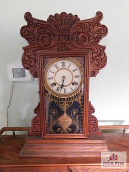 Antique Oak Kitchen Clock W/Key