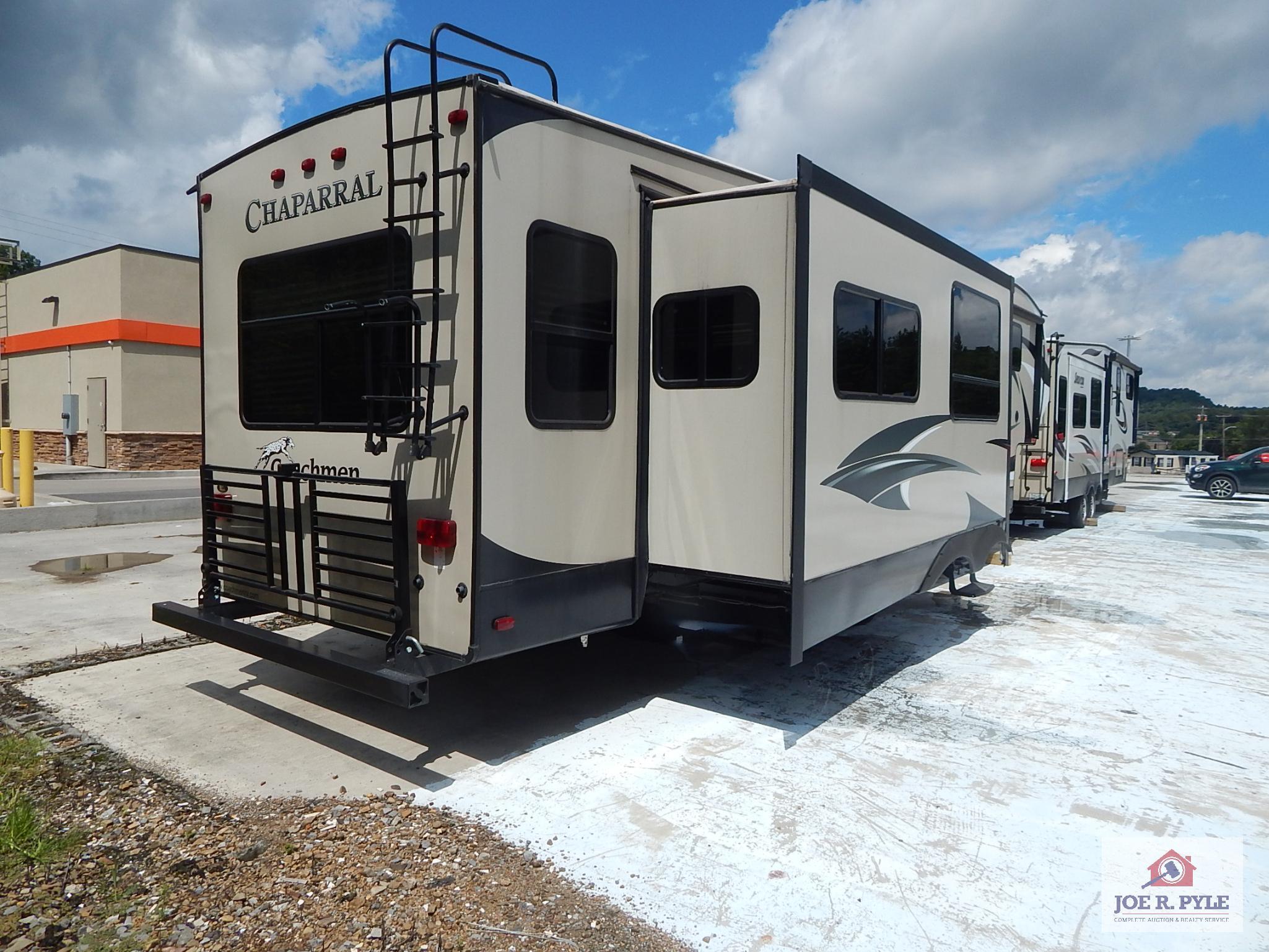 2015 Forest River Chaparral with 3 slide outs/ gooseneck. 36ft. VIN 5ZT3CHZB2FA311910