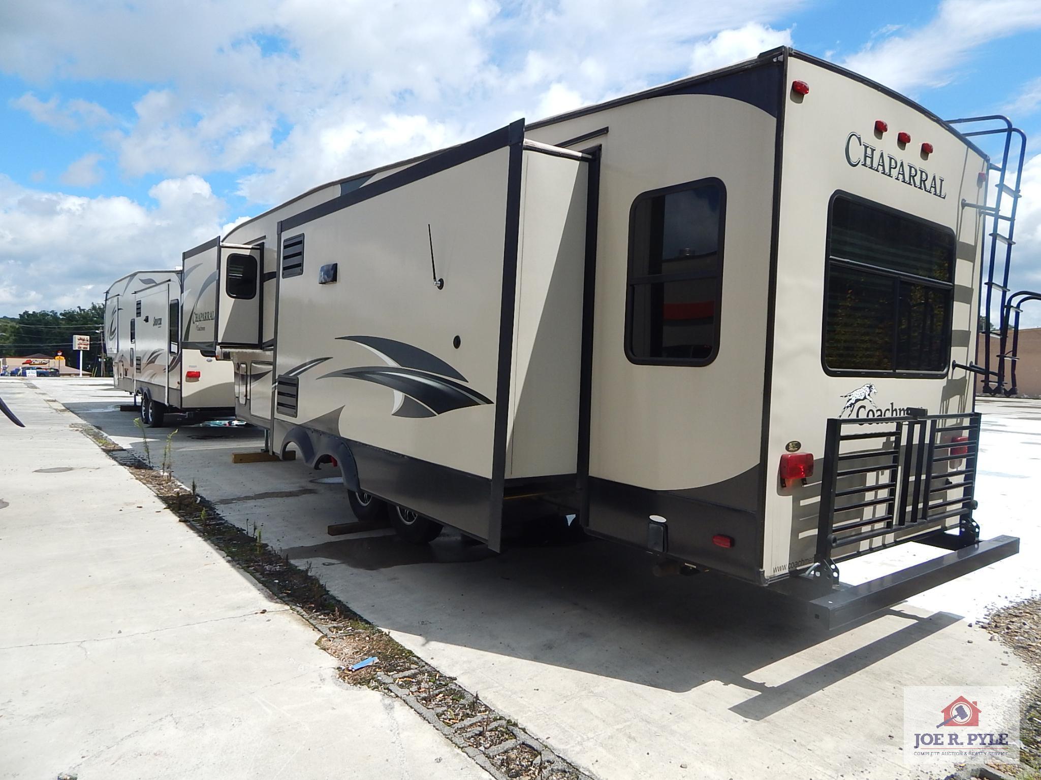 2015 Forest River Chaparral with 3 slide outs/ gooseneck. 36ft. VIN 5ZT3CHZB2FA311910