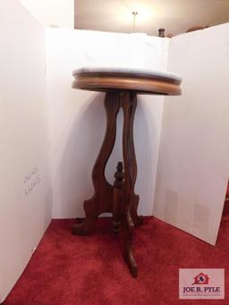 Reproduction marble top table 28x16