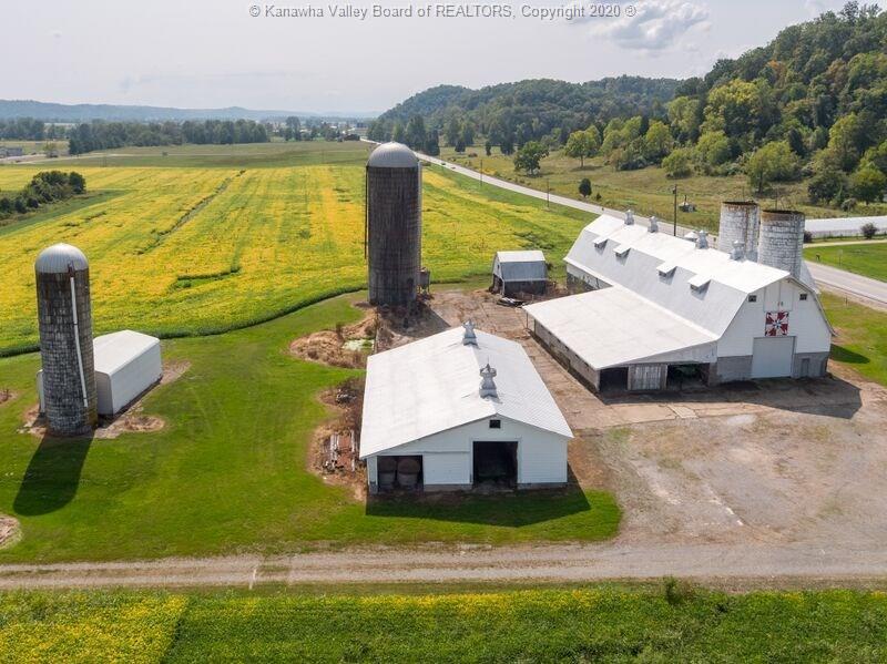 280+/- Acre Farm on the River