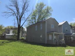 1849 12th Avenue - Huntington, WV