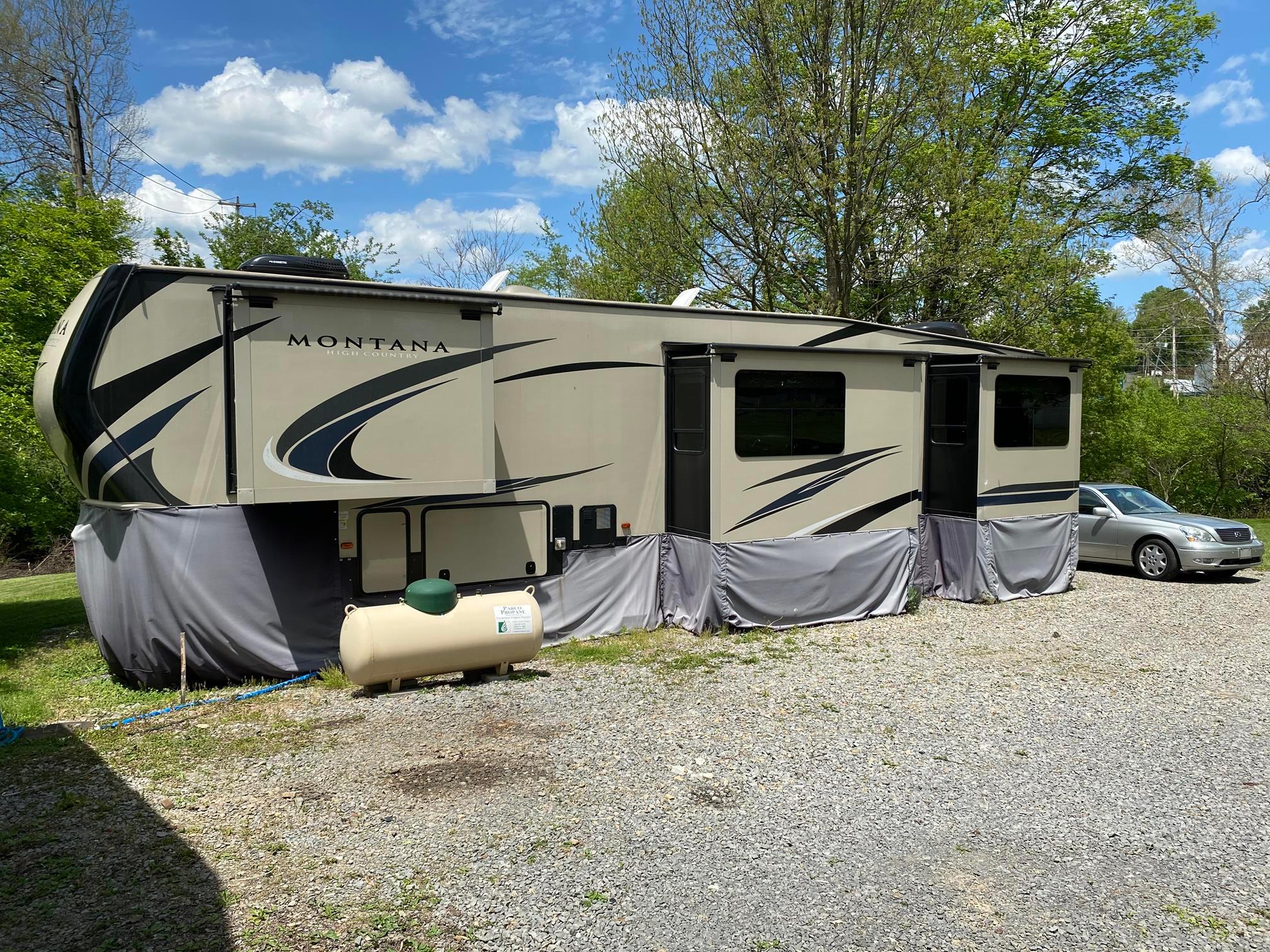 2017 Montana High Country 379RD Fifth Wheel