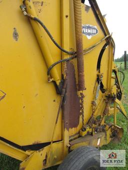 Vermeer Round Baler Model 504C 4X4