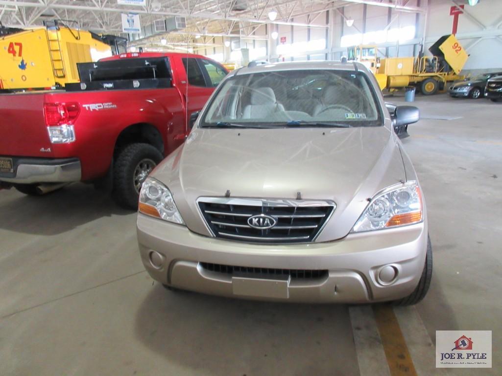 2008 Kia Sorento Multipurpose Vehicle (MPV), VIN # KNDJC735485839658