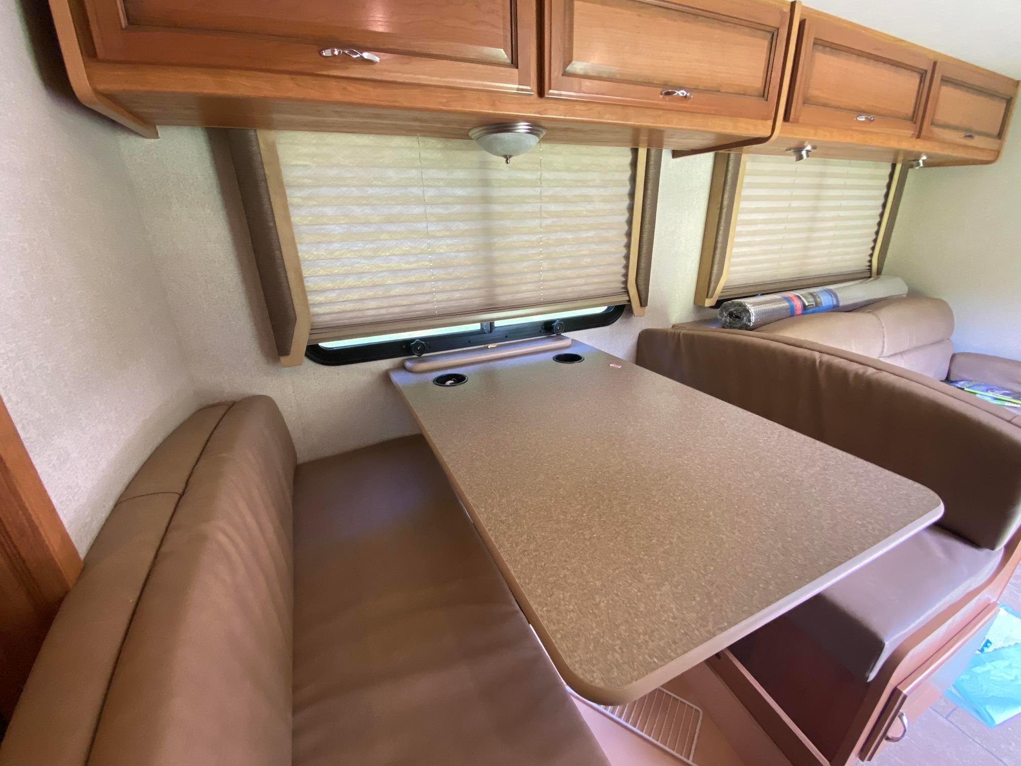 2016 Fleetwood Storm RV