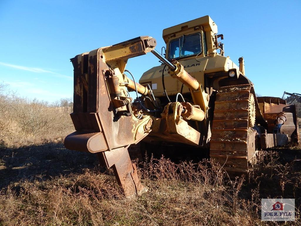 Cat D10 dozer w/ cab