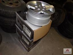 4 Jeep Alloy wheels