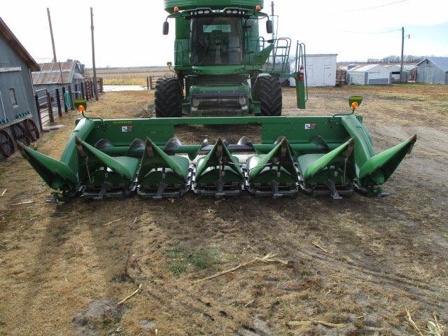 2010 John Deere 606C Corn Head