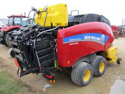 2015 New Holland 330 Large Square Baler