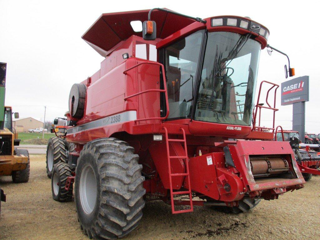 2006 Case-IH 2388 Combine