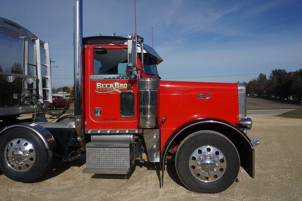 2005 Peterbilt 379 Truck Tractor