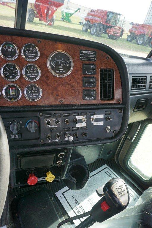 2005 Peterbilt 379 Truck Tractor