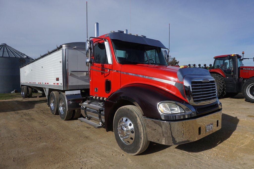 2005 Freightliner Columbia Truck Tractor