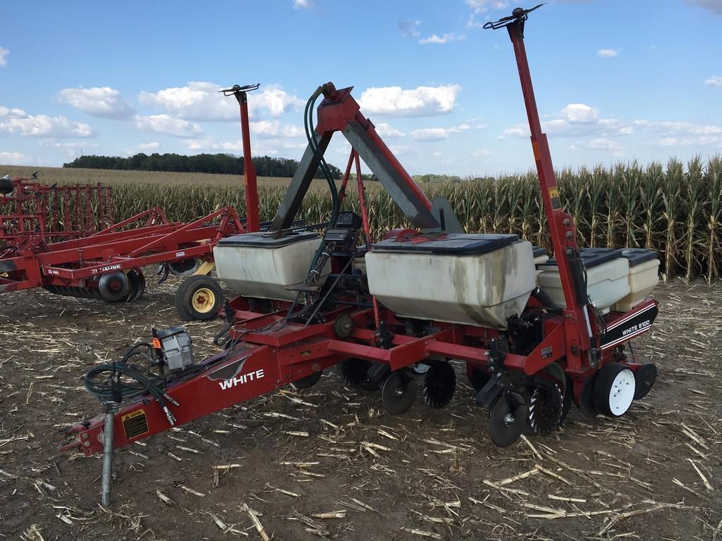 White 6100 4R 38” Corn Planter