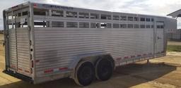 2006 Featherlite 8127 Aluminum Cattle Trailer