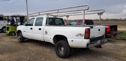 2005 Chevrolet Silverado 3500LS Crew-Cab Dually Pickup Truck