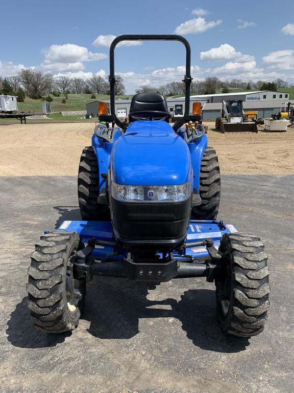 2002 New Holland TC33D Compact Tractor.