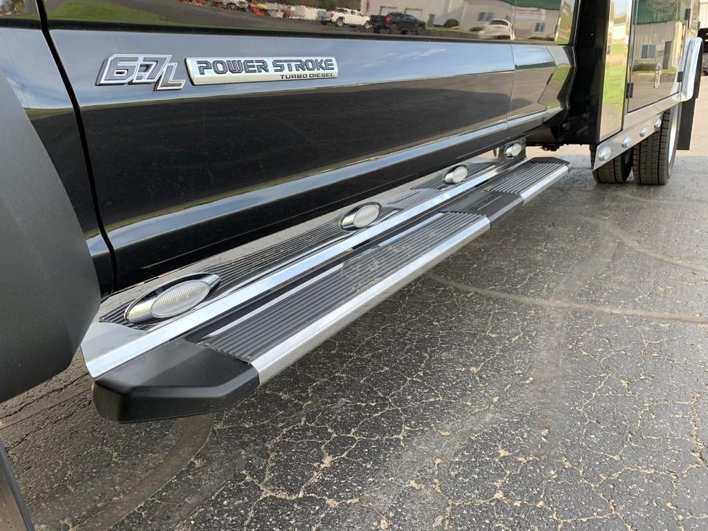 2018 Ford F550 XLT 4x4 Dualy Super Cab