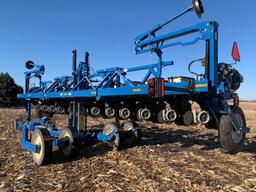 2013 Kinze 3600 12R 30' Planter