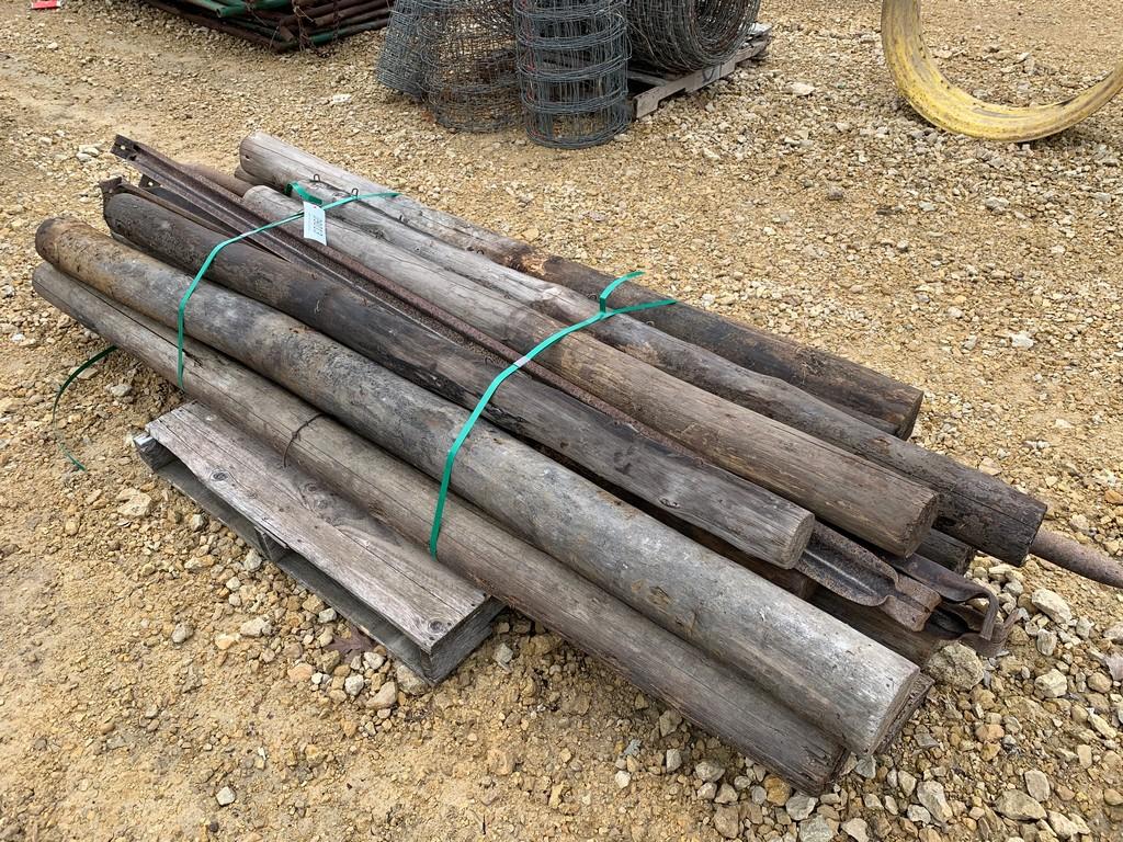 Assorted Fence Post & Braces