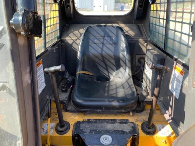 Gehl 6635 SXT Turbo Series II Skid Loader