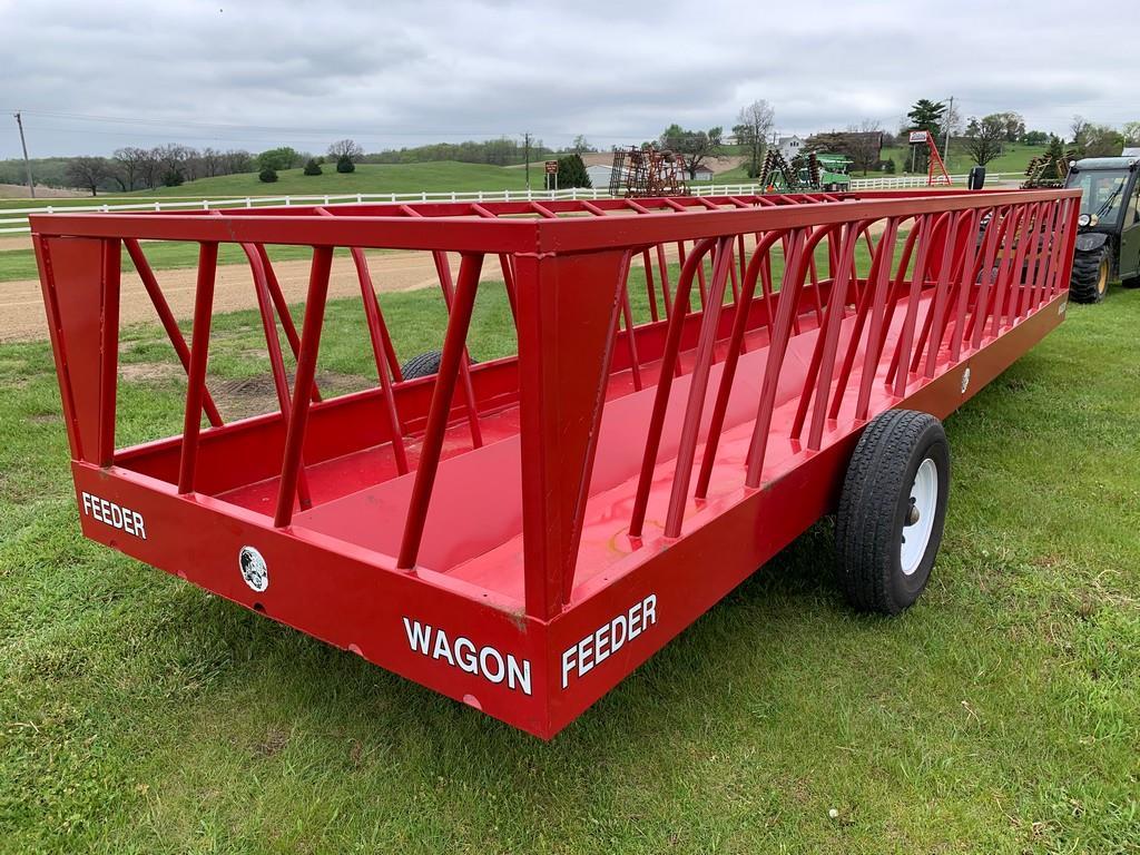 Industrias America 82R Feed Wagon