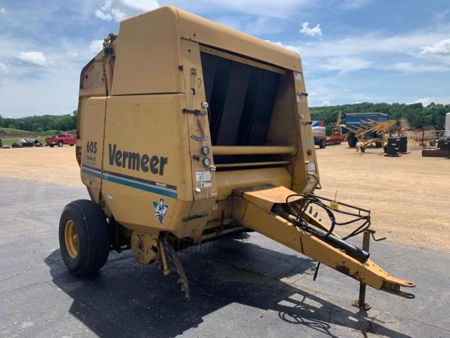 Vermeer 605K Round Baler