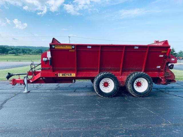 2016 Meyers Industrial 8720 Spreader