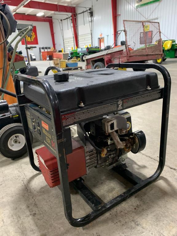 Coleman Maxe 5000 ER Generator