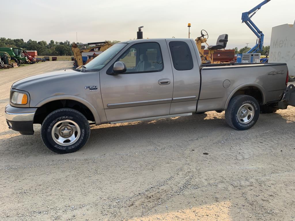 2003 Ford F150 XLT Pick Up Truck