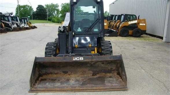 2015 JCB 260 Skid Loader