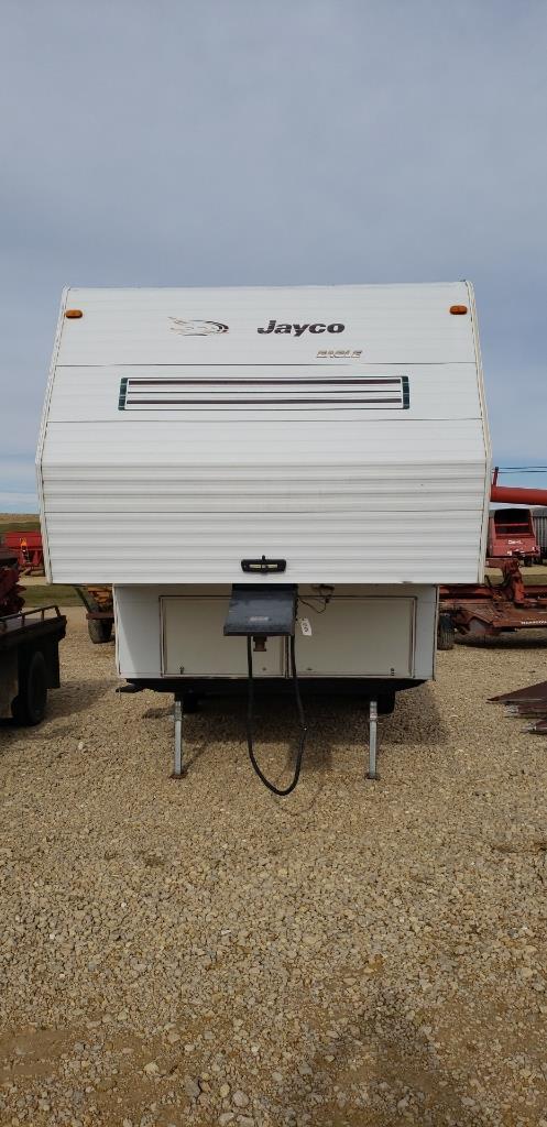 1999 JAYCO 5TH WHEEL CAMPER-NEEDS WORK