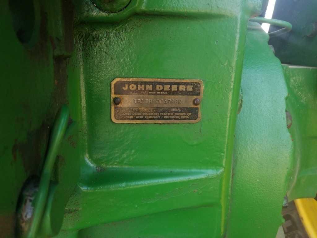 1969 JD 4520 TRACTOR, NEW TIRES 18.4 X 38 REARS