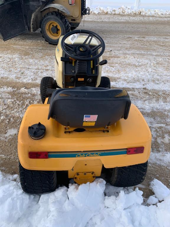 Cub Cadet 1641 Lawn Mower