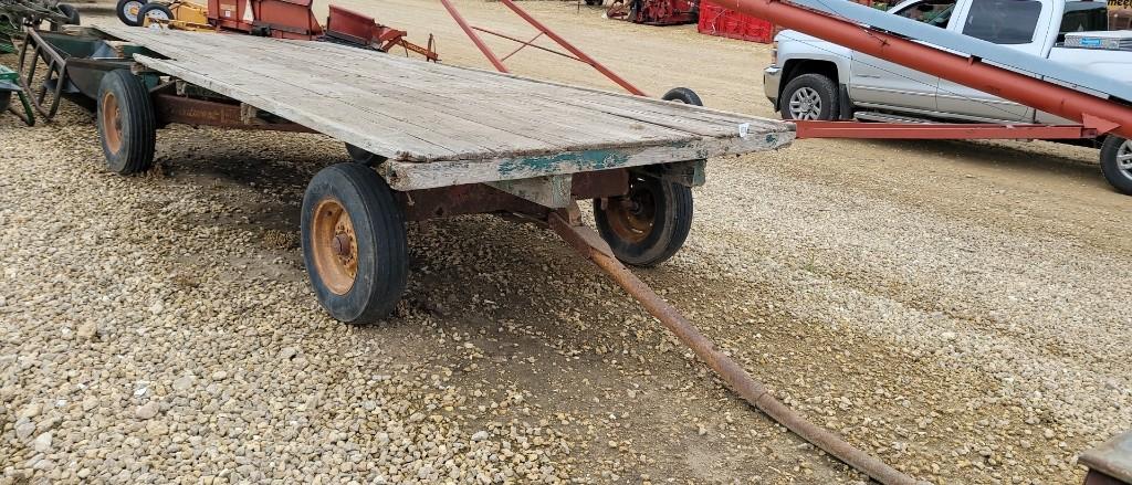 FLAT RACK W/ MIDWEST GEAR 92" W X 16' LONG