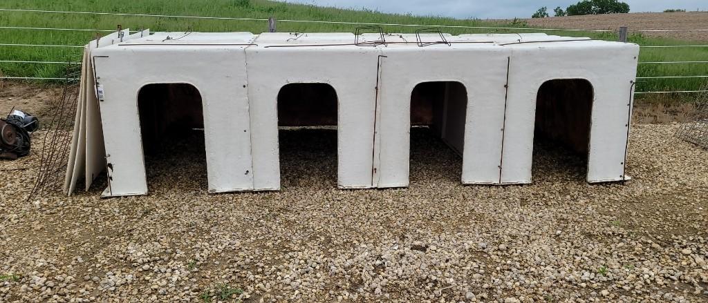 4-SECTION FIBERGLASS CALF HUTS