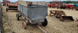 FLARE WAGON W/ LYNDSEY HOIST ON JD GEAR