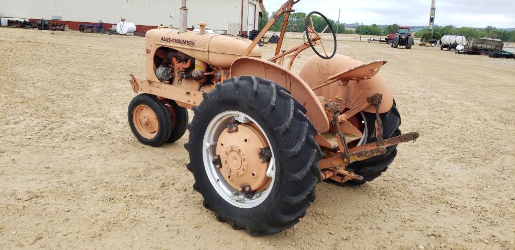 ALLIS CHALMERS WD TRACTOR