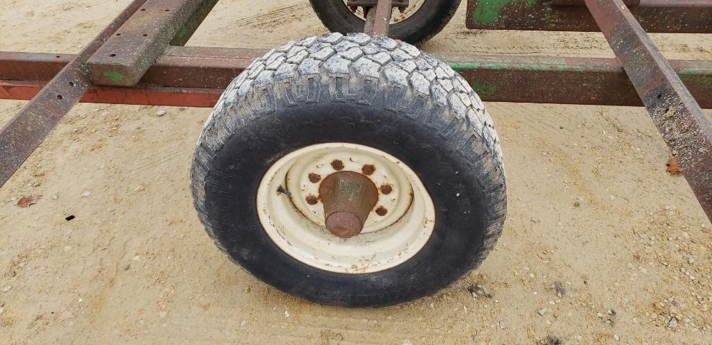 4 BALE ROUND BALE TRAILER WITH BUMPER HITCH