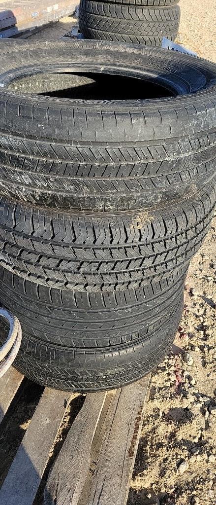 (4) 225/60-16 TIRES