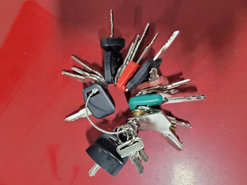 24 Key Heavy Equipment Key Ring