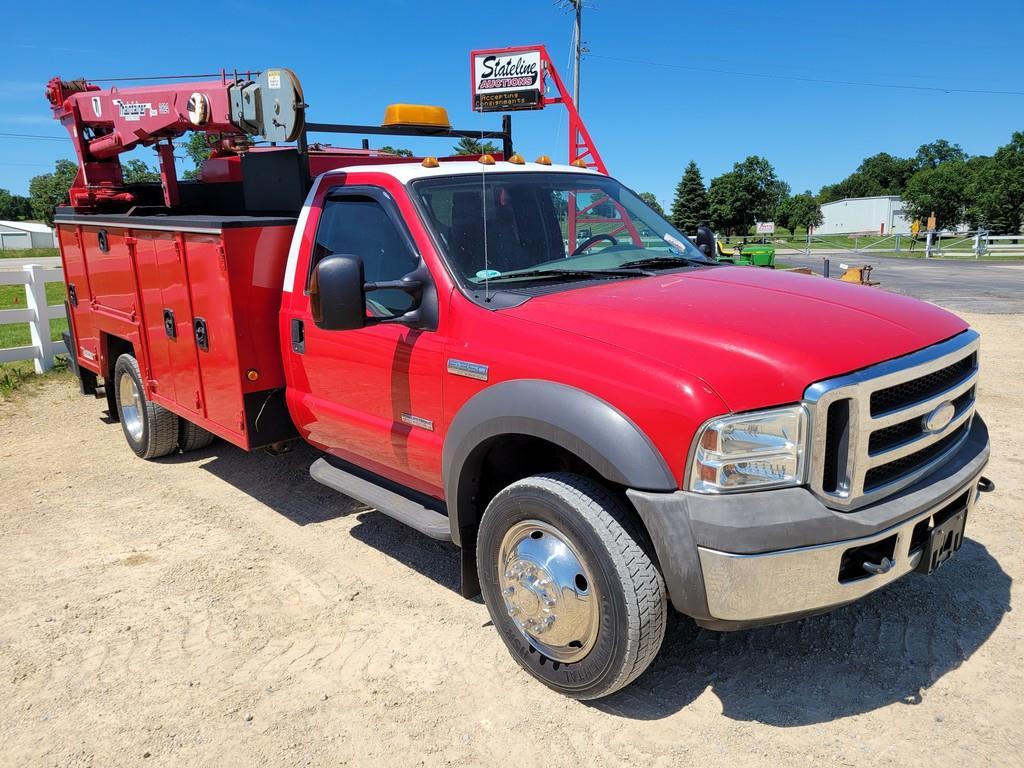 2005 Ford F350 Service Truck