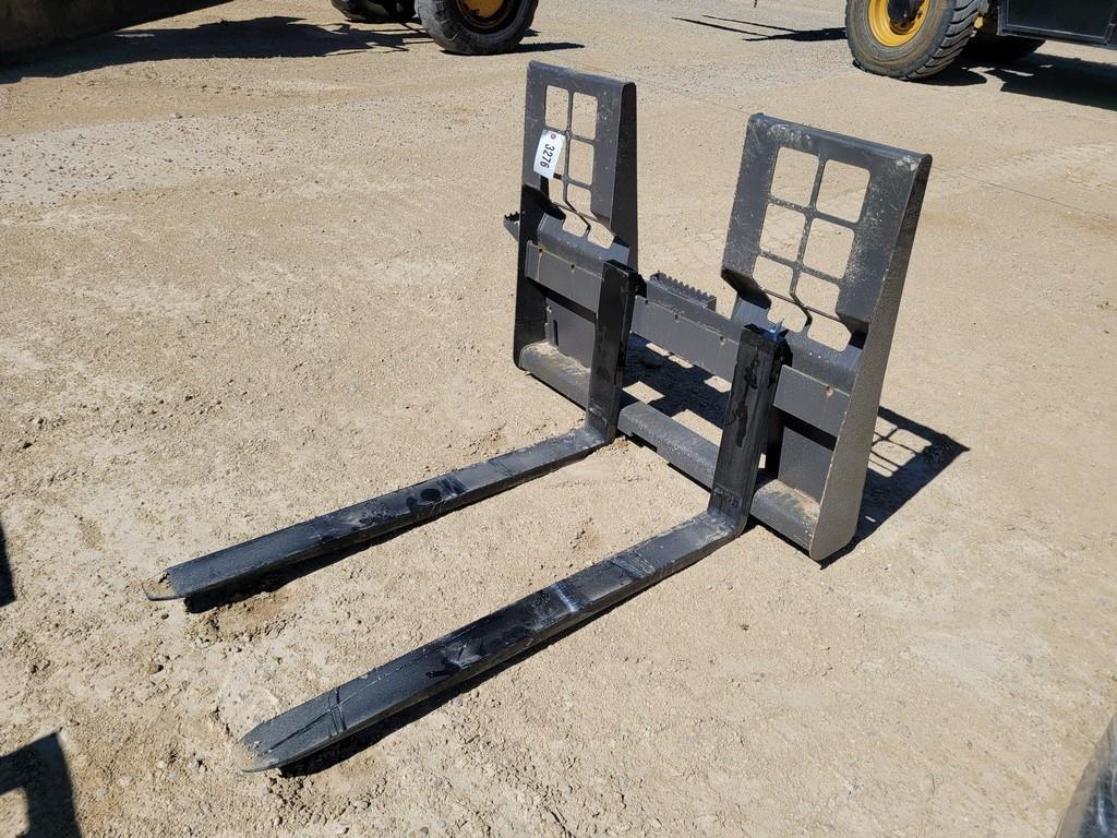 New 48" Walk Through Pallet Forks