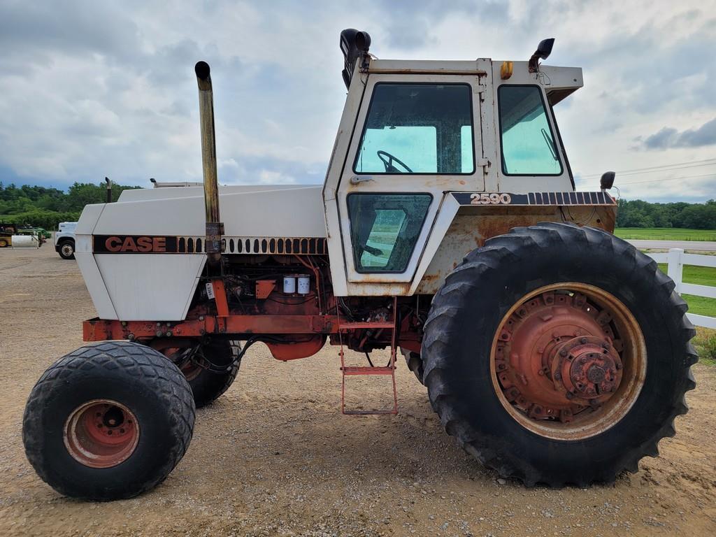 Case 2590 Tractor