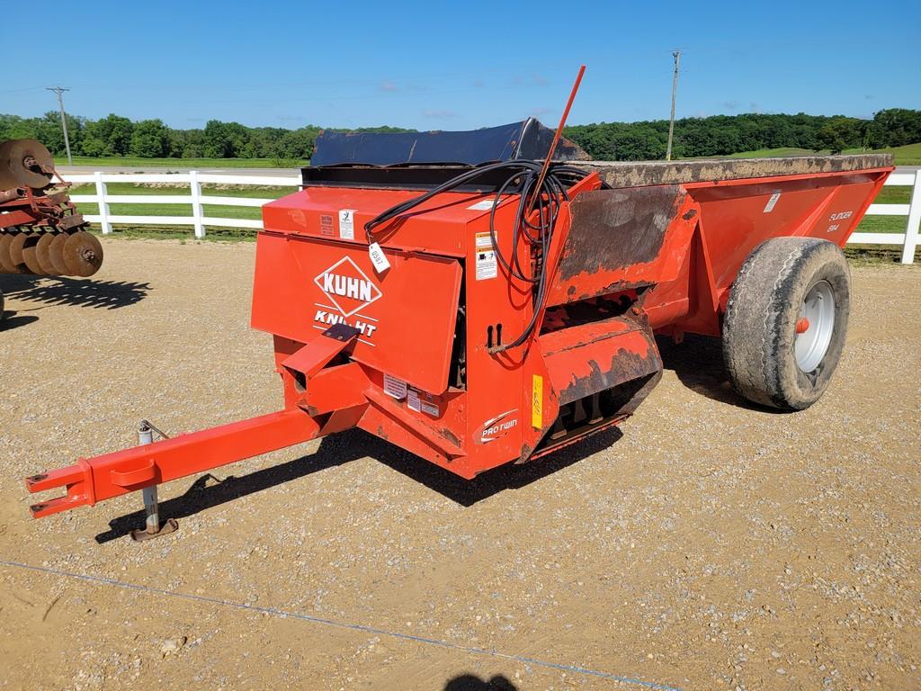 Kuhn Knight 8114 Manure Spreader